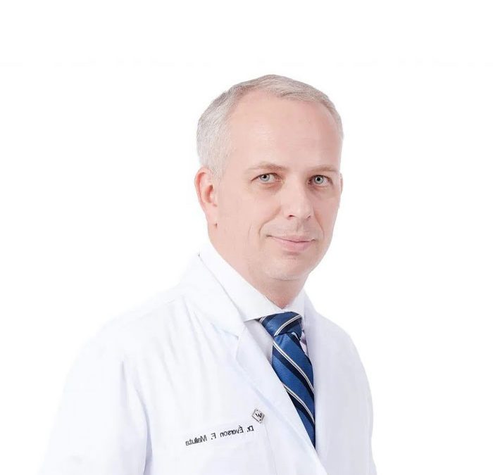 Dr. Everson Fernando Malluta